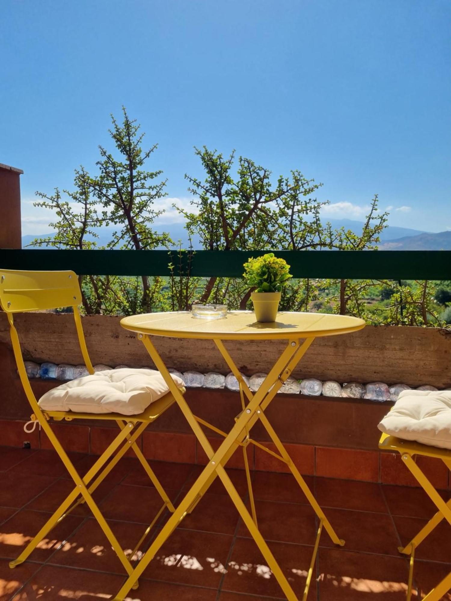 Appartamento Les Roches Noires Giardini Naxos Eksteriør billede